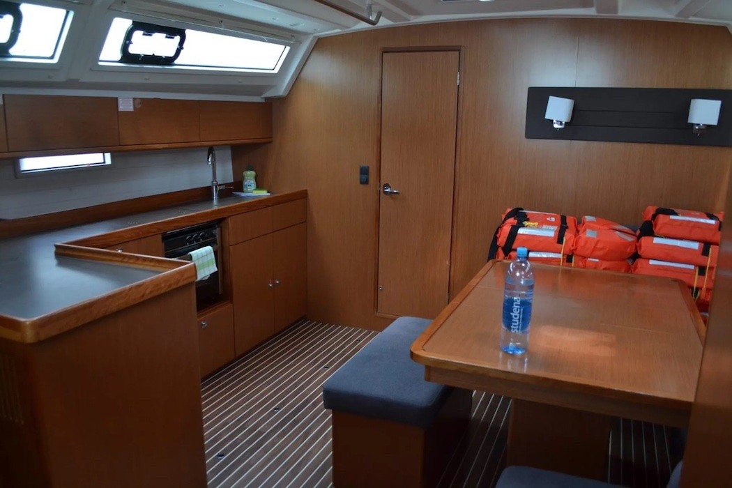 Bavaria Cruiser 46, Tokaj | Yacht Charter Croatia