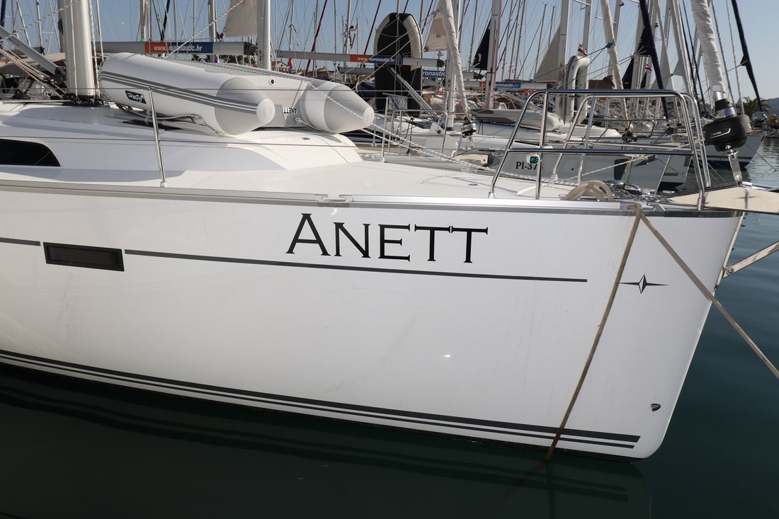 Bavaria Cruiser 46, Anett | Yacht Charter Croatia