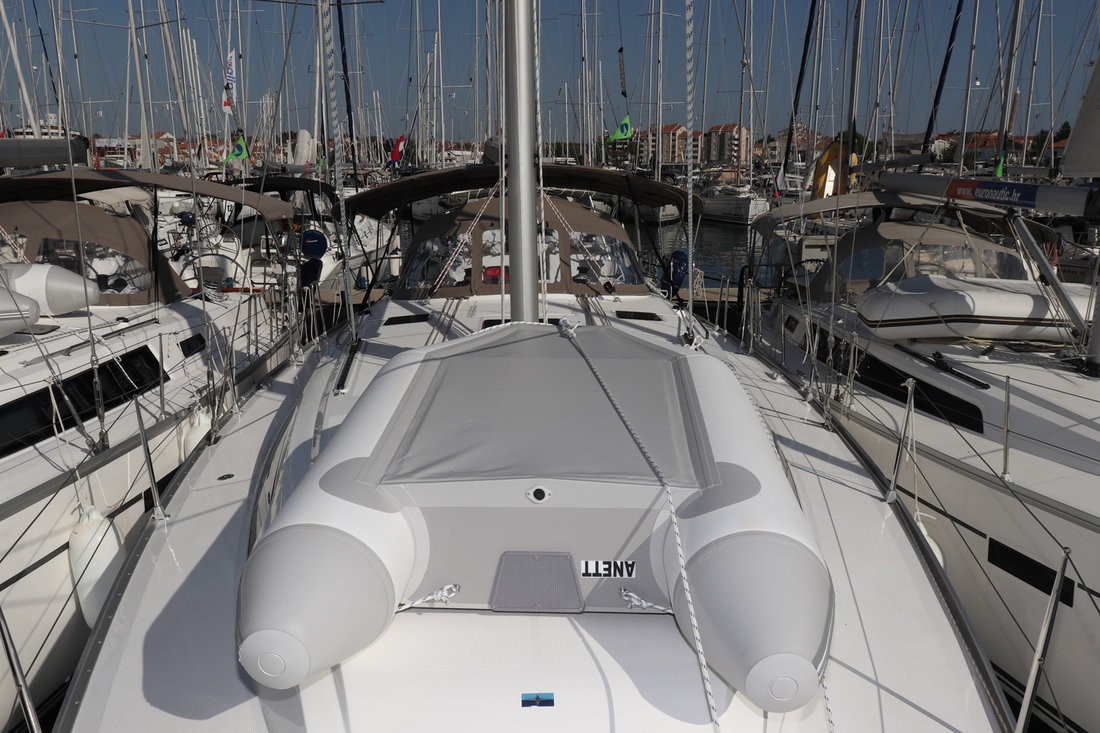 Bavaria Cruiser 46, Anett | Yacht Charter Croatia