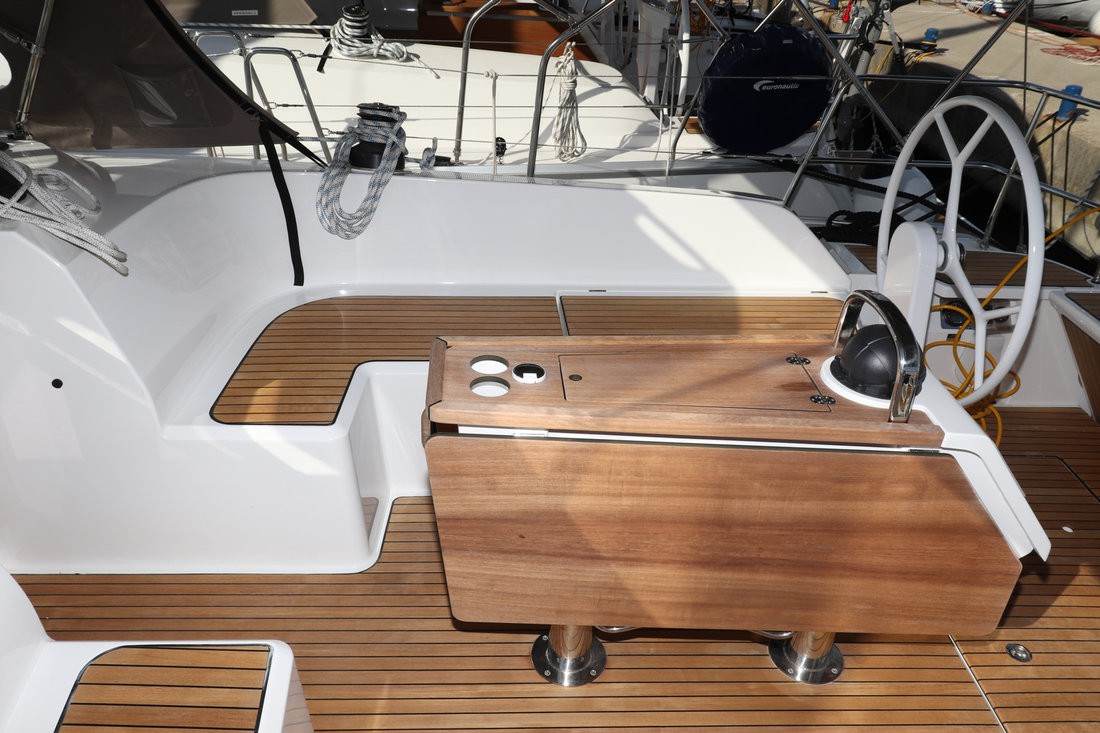 Bavaria Cruiser 46, Anett | Yacht Charter Croatia