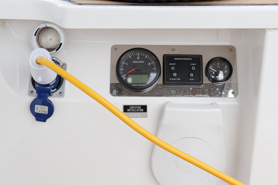 Bavaria Cruiser 46, Anett | Yacht Charter Croatia