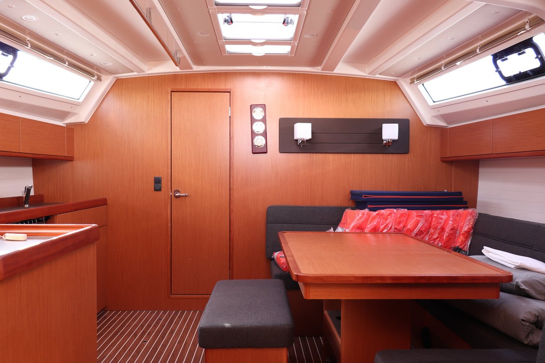 Bavaria Cruiser 46, Anett | Yacht Charter Croatia