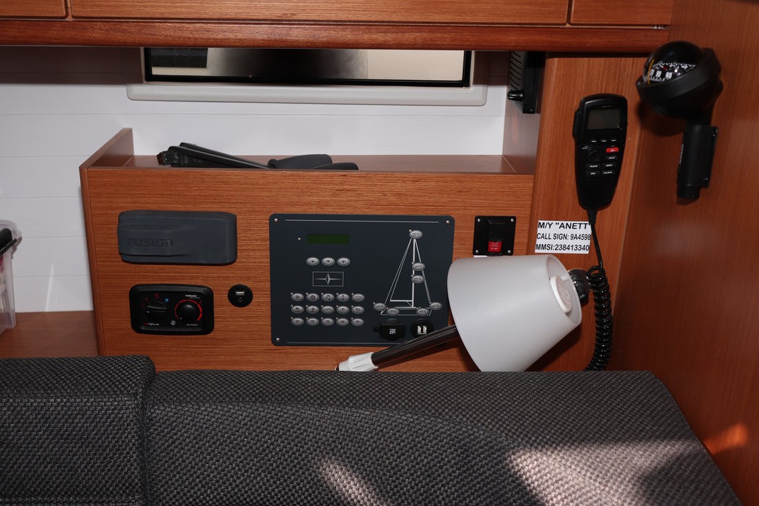 Bavaria Cruiser 46, Anett | Yacht Charter Croatia