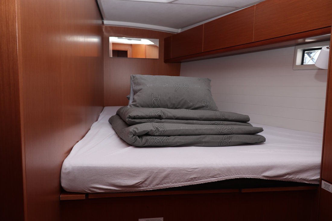 Bavaria Cruiser 46, Anett | Yacht Charter Croatia