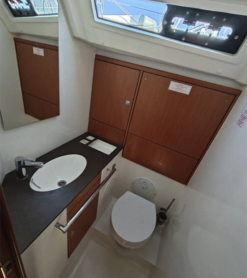 Bavaria Cruiser 46, Sea Legend | Yacht Charter Croatia