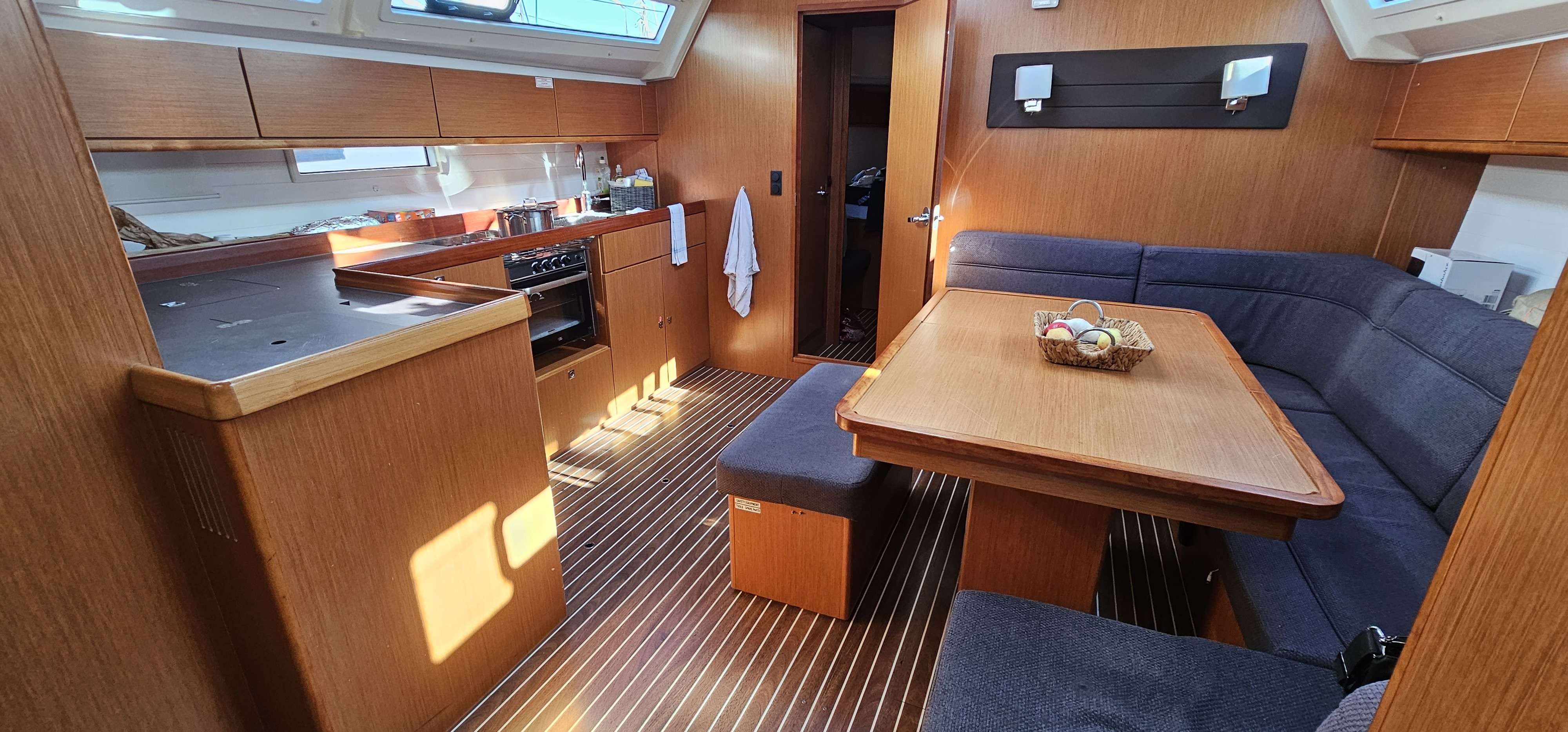 Bavaria Cruiser 46, Athene | Yacht Charter Croatia
