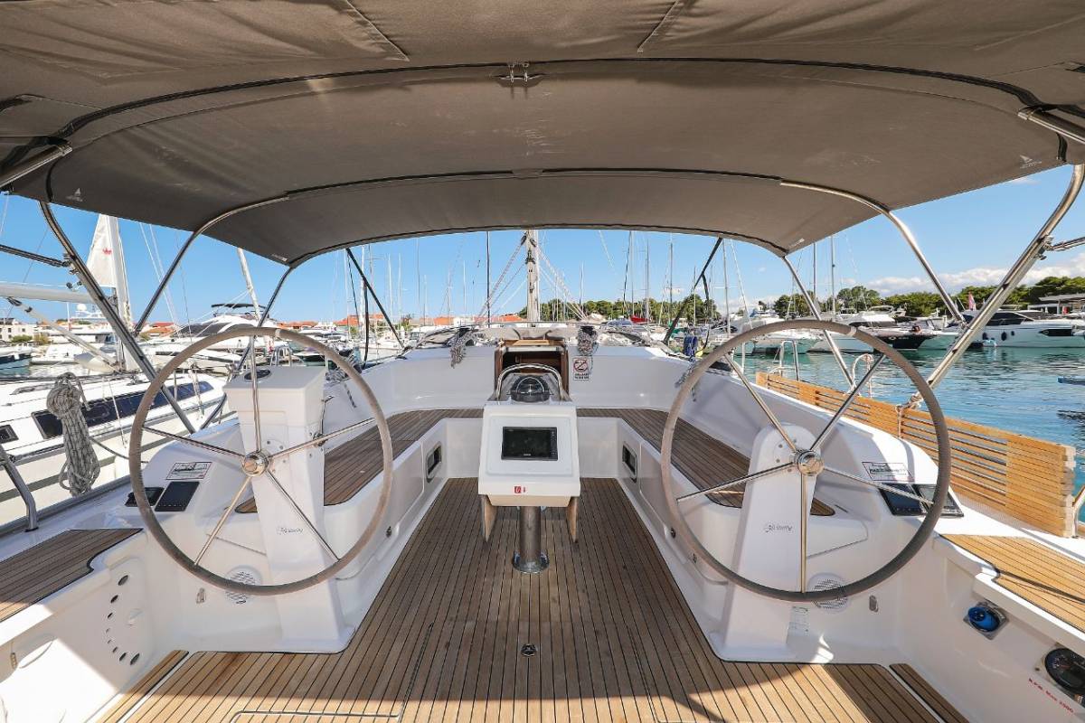 Bavaria Cruiser 46, Jameson II | Yacht Charter Croatia