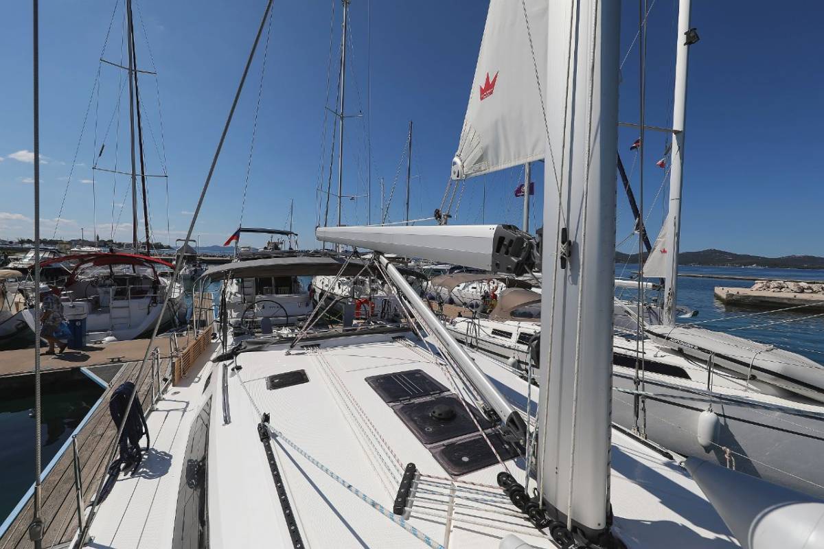 Bavaria Cruiser 46, Jameson II | Yacht Charter Croatia