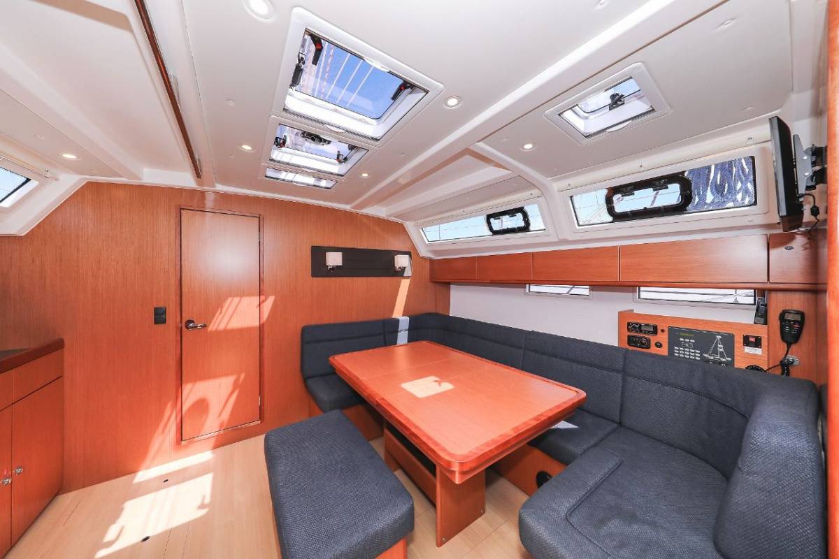 Bavaria Cruiser 46, Jameson II | Yacht Charter Croatia