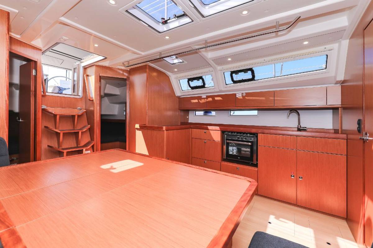 Bavaria Cruiser 46, Jameson II | Yacht Charter Croatia