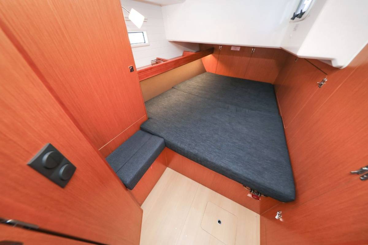 Bavaria Cruiser 46, Jameson II | Yacht Charter Croatia