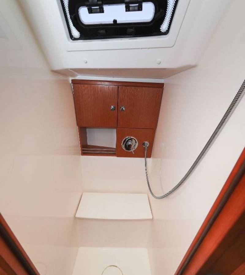 Bavaria Cruiser 46, Jameson II | Yacht Charter Croatia