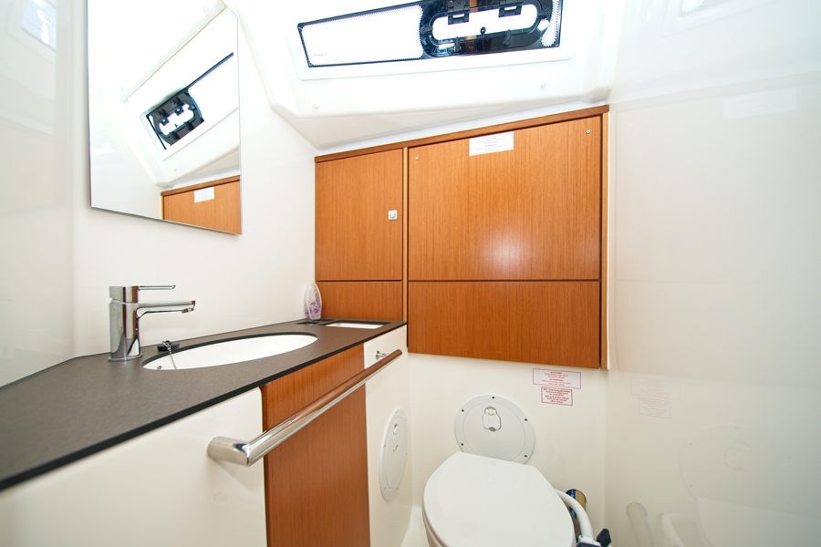 Bavaria Cruiser 46, MH 77 | Yacht Charter Croatia
