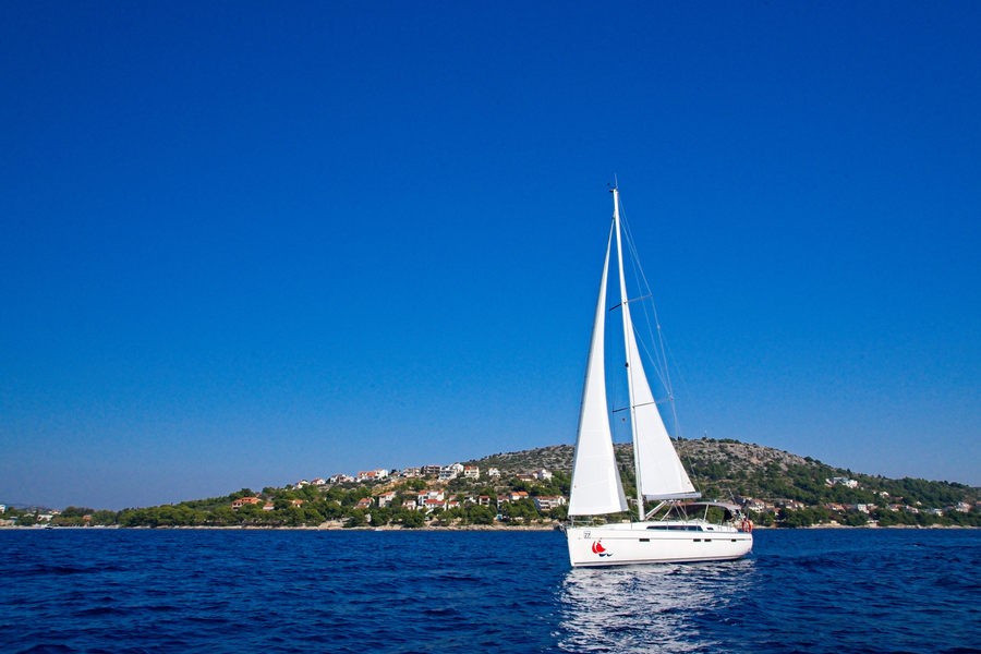 Bavaria Cruiser 46, MH 80 | Yacht Charter Croatia