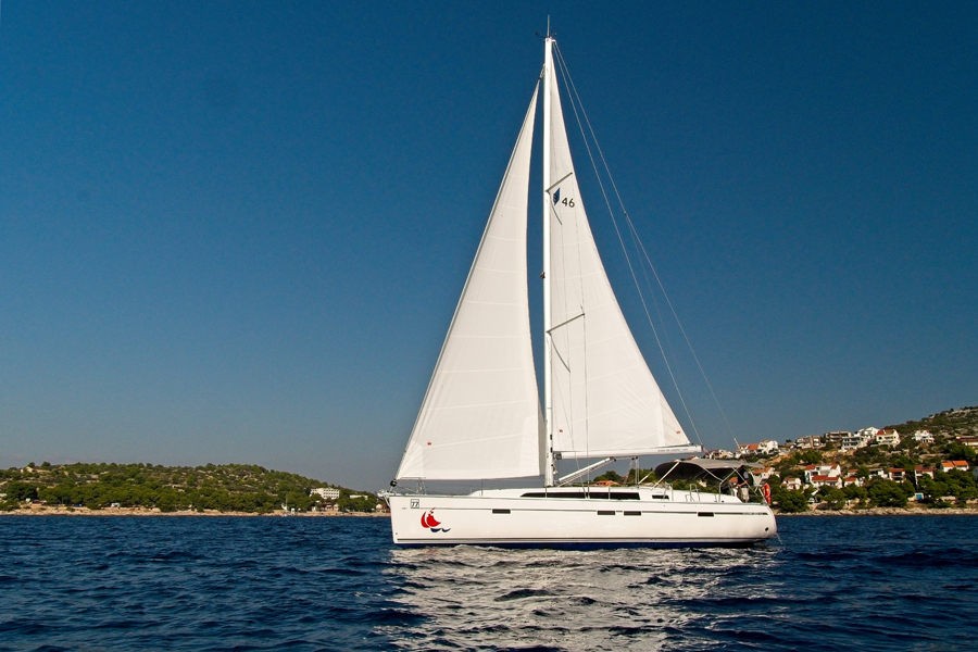Bavaria Cruiser 46, MH 86 | Yacht Charter Croatia