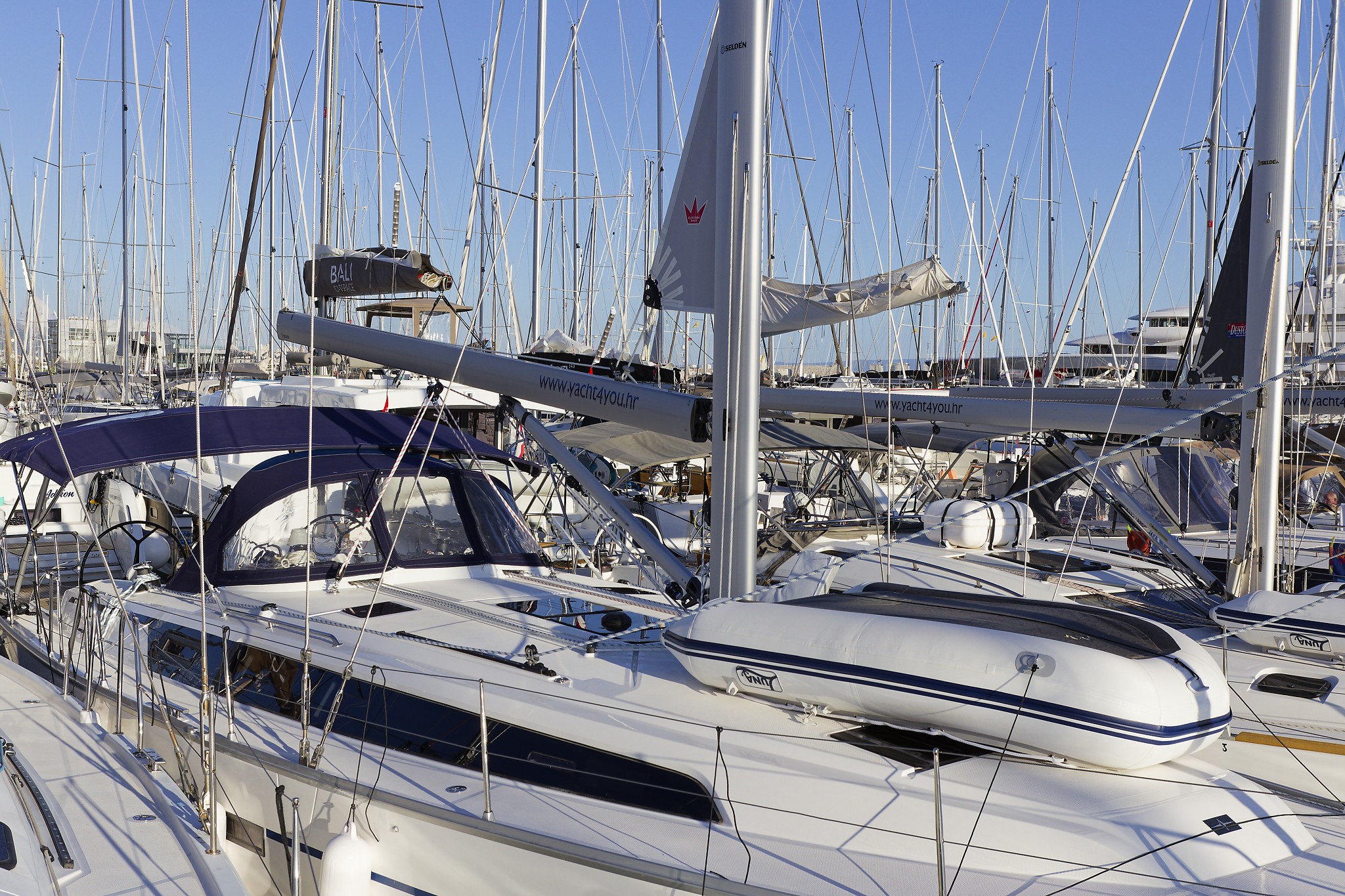 Bavaria Cruiser 46, Val | Yacht Charter Croatia