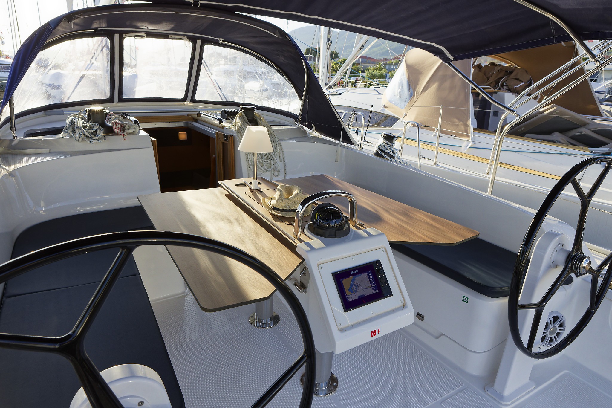 Bavaria Cruiser 46, Val | Yacht Charter Croatia