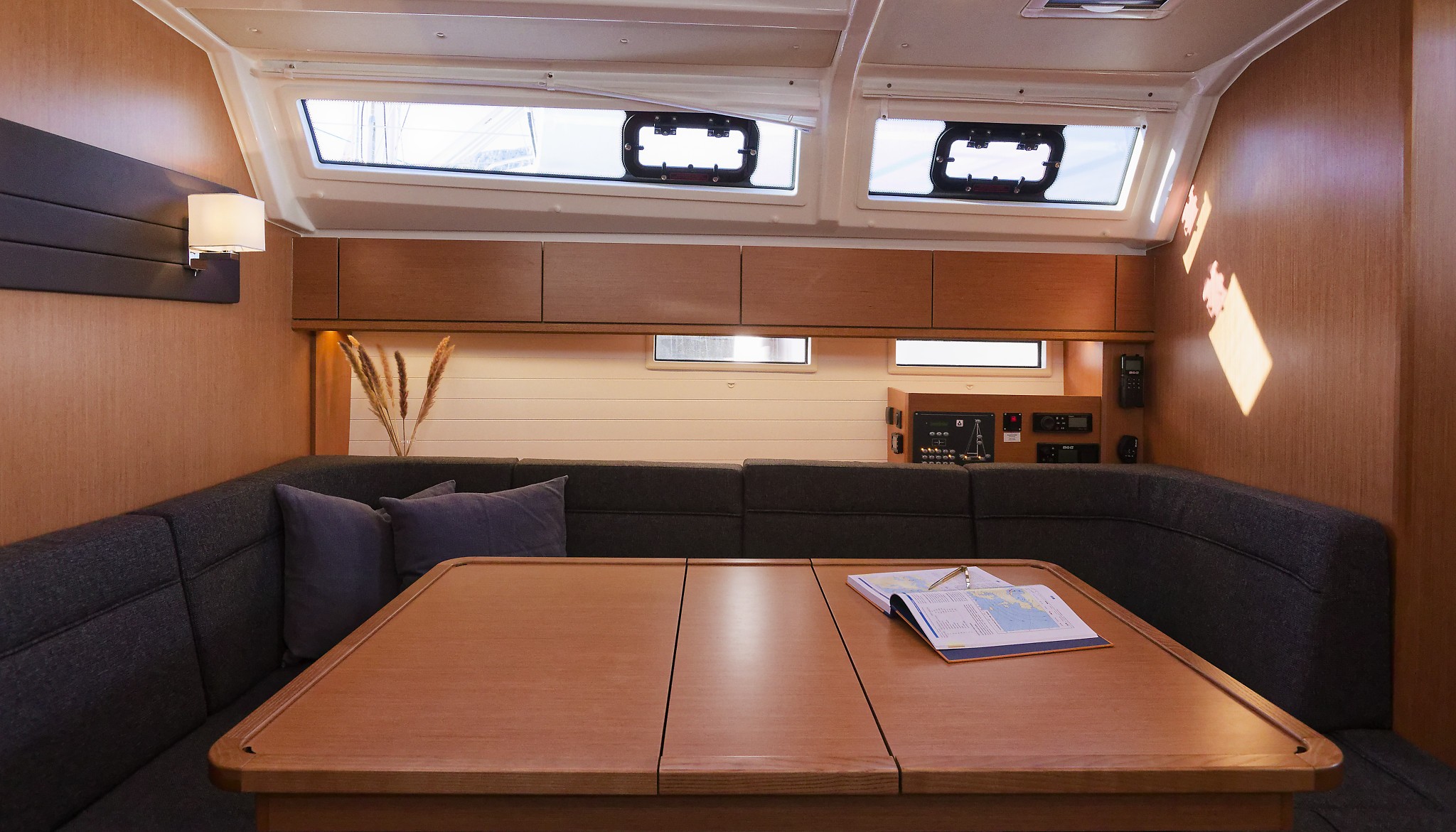 Bavaria Cruiser 46, Val | Yacht Charter Croatia