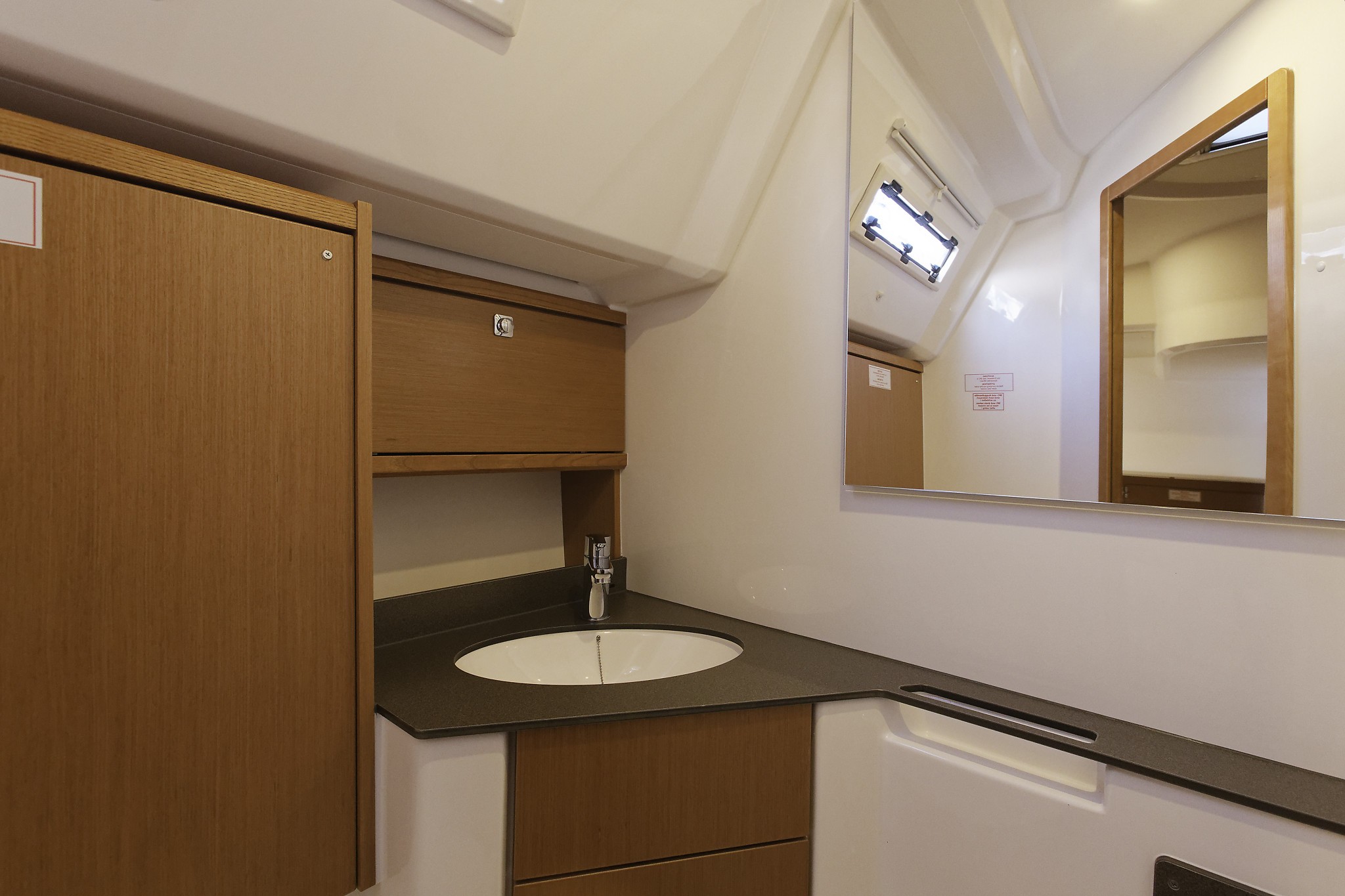 Bavaria Cruiser 46, Val | Yacht Charter Croatia