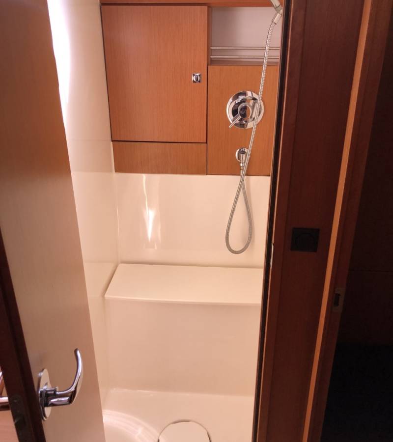 Bavaria Cruiser 46, Dea | Yachtcharter Kroatien