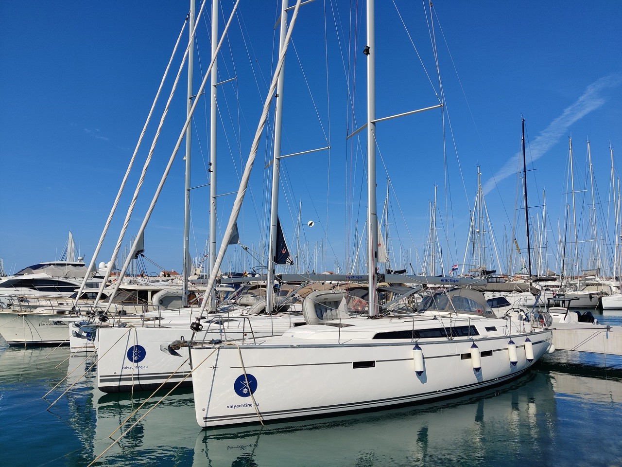 Bavaria Cruiser 46, Val4 | Yacht Charter Croatia