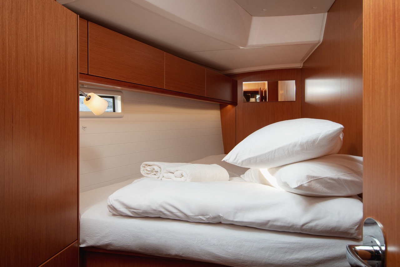 Bavaria Cruiser 46, Josip | Yacht Charter Croatia