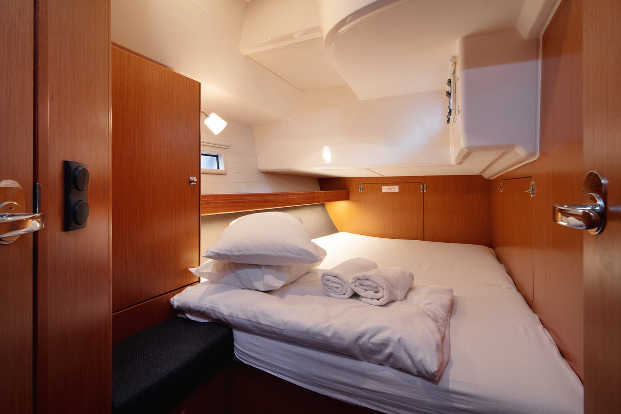 Bavaria Cruiser 46, Josip | Yacht Charter Croatia