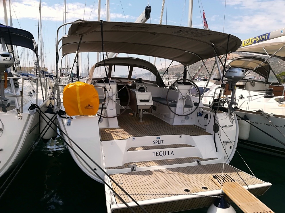 Bavaria Cruiser 46, Tequila | Yacht Charter Croatia