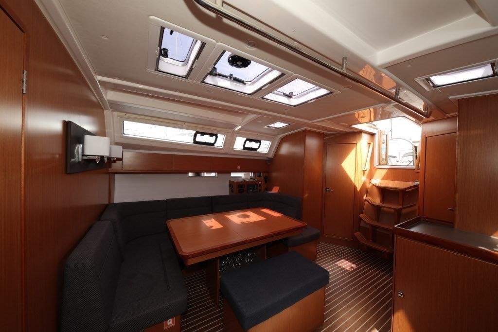 Bavaria Cruiser 46, Tequila | Yacht Charter Croatia
