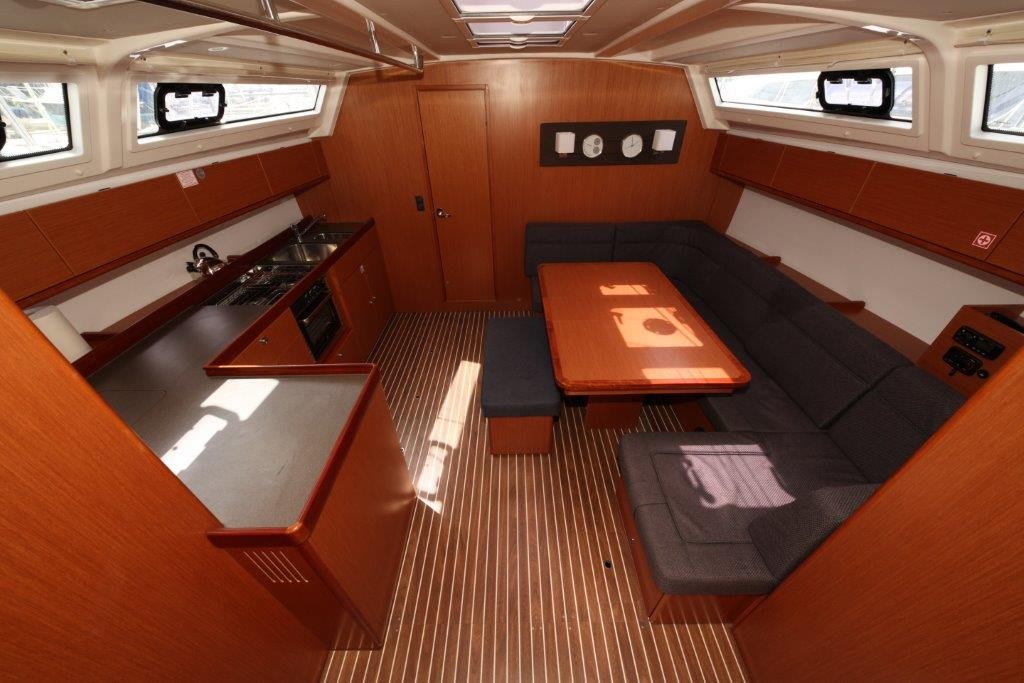 Bavaria Cruiser 46, Tequila | Yacht Charter Croatia