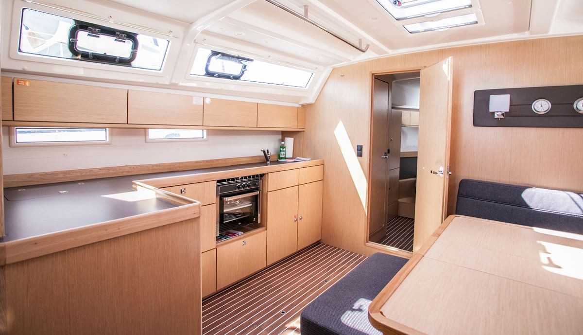 Bavaria Cruiser 46, 'njoy | Yacht Charter Croatia