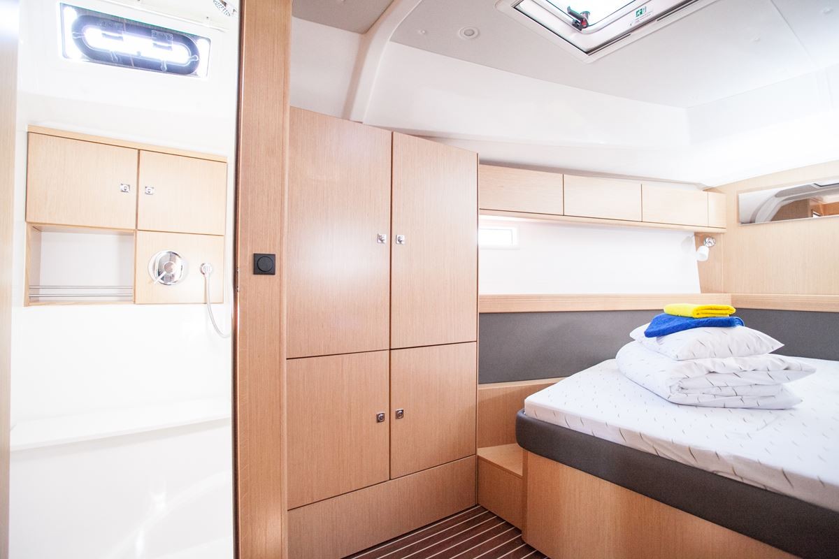 Bavaria Cruiser 46, 'njoy | Yacht Charter Croatia