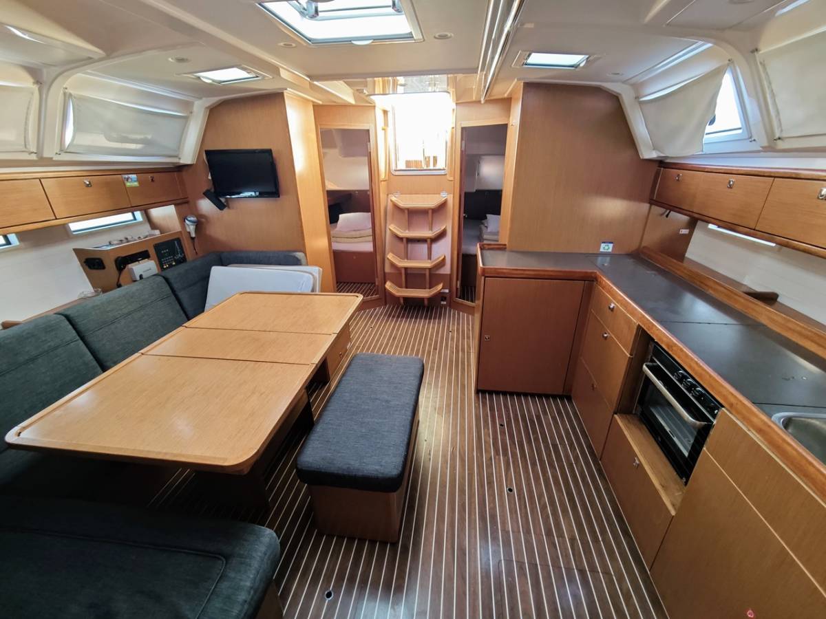 Bavaria Cruiser 46, Hugo | Yacht Charter Croatia