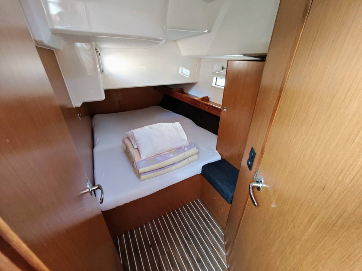 Bavaria Cruiser 46, Hugo | Yacht Charter Croatia