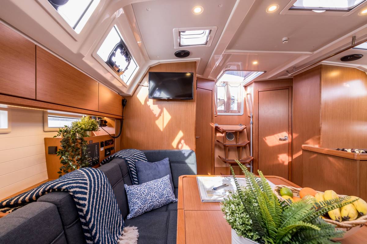 Bavaria Cruiser 46, Sea Sparkle | Yacht Charter Croatia