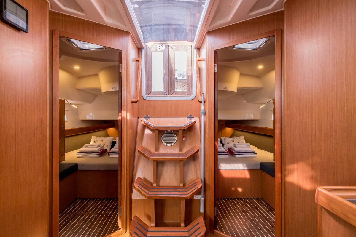 Bavaria Cruiser 46, Sea Sparkle | Yacht Charter Croatia
