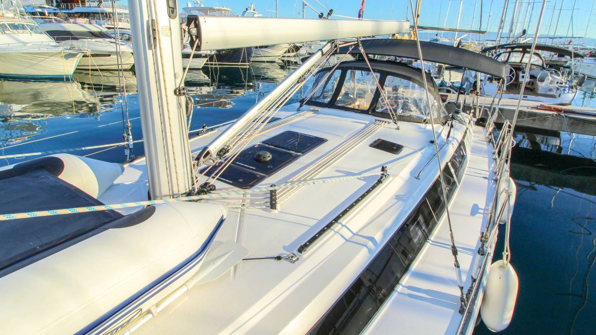 Bavaria Cruiser 46, Sea Sparkle | Yacht Charter Croatia