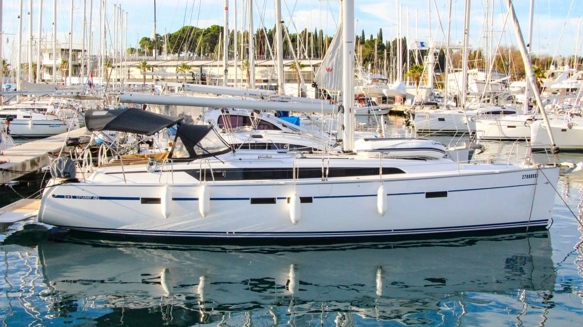 Bavaria Cruiser 46, Sea Sparkle | Yacht Charter Croatia