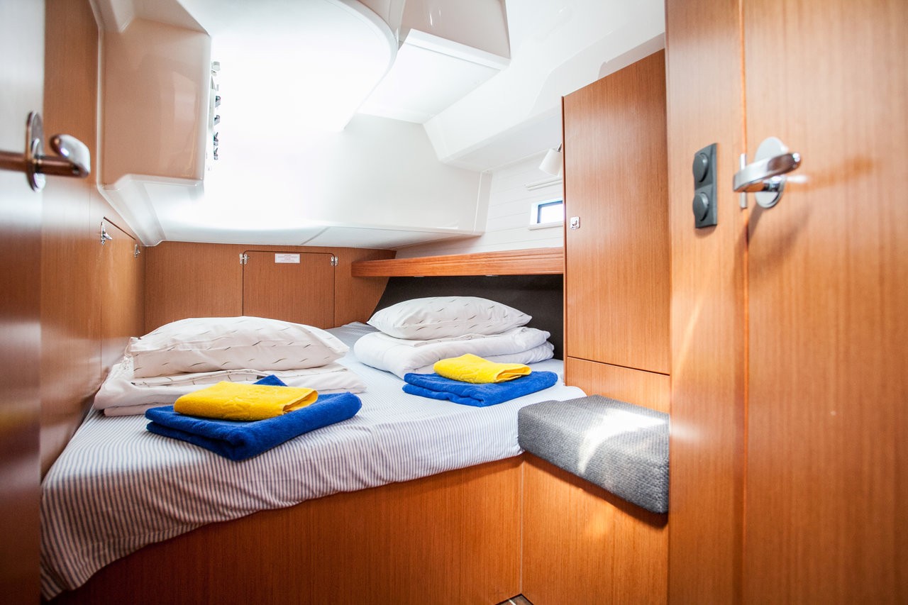 Bavaria Cruiser 46, Easy Point | Yacht Charter Croatia