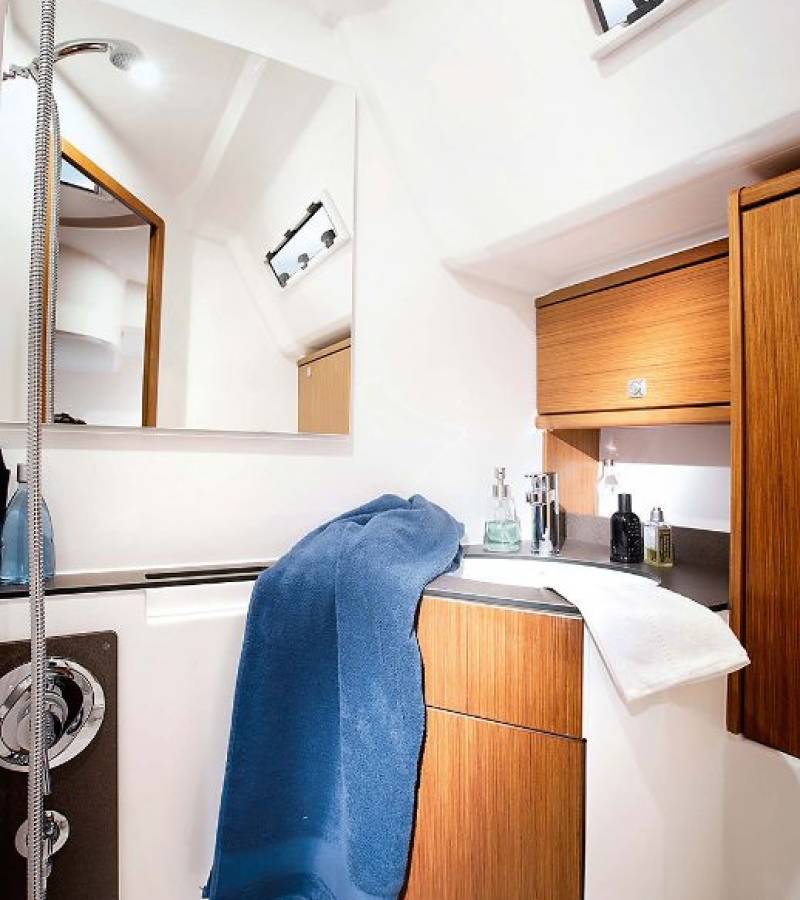 Bavaria Cruiser 46, Yabadu | Yacht Charter Croatia