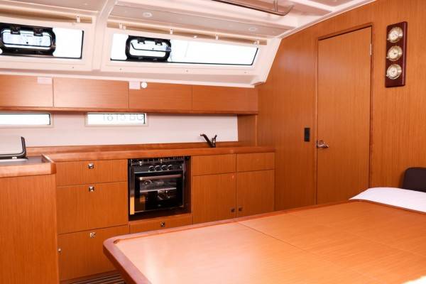 Bavaria Cruiser 46, Gracia | Yacht Charter Croatia