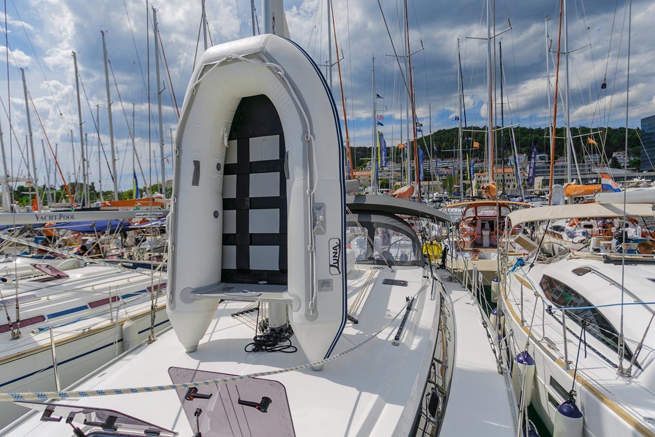 Bavaria Cruiser 46, Lučija | Yachtcharter Kroatien