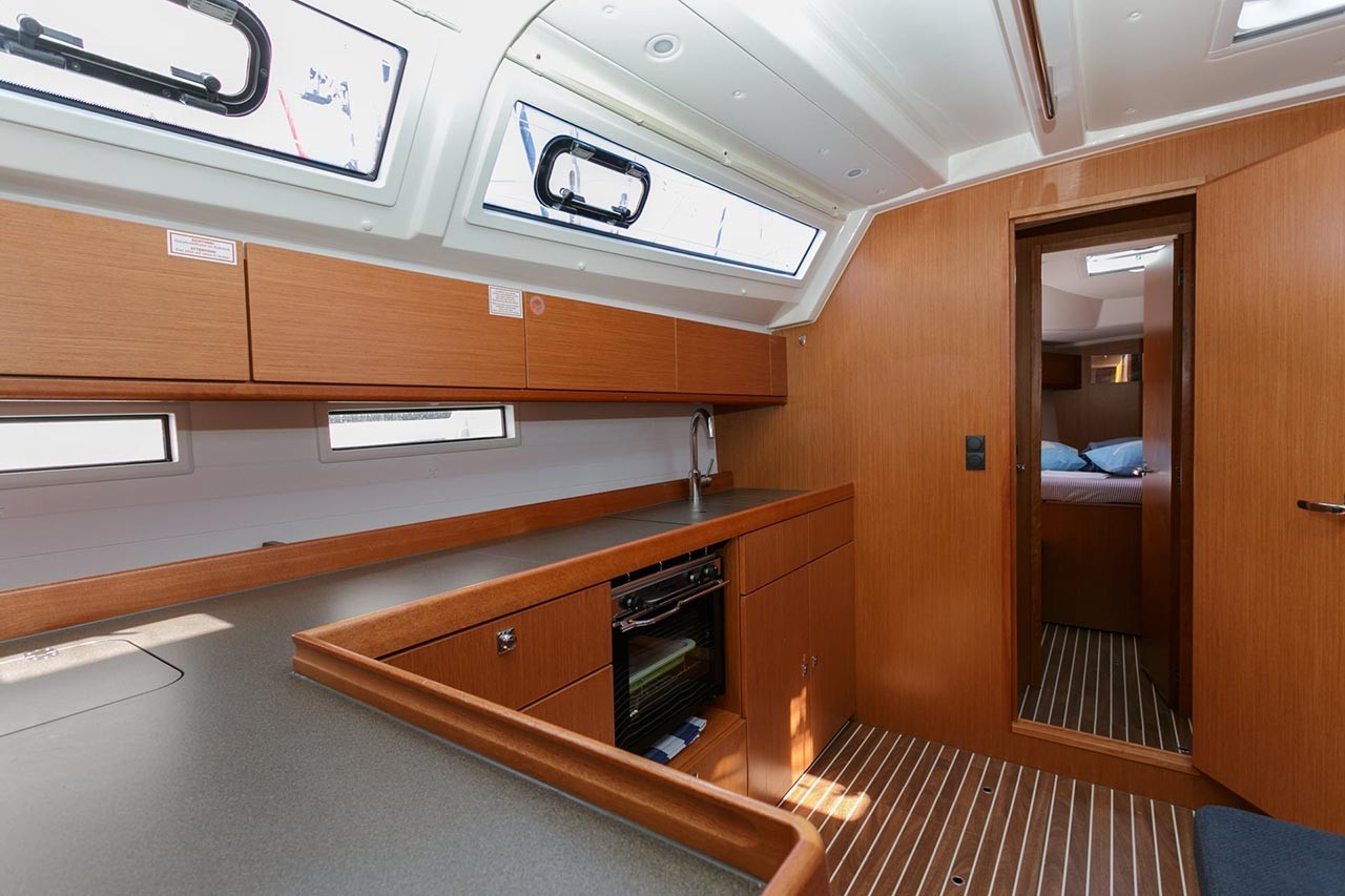 Bavaria Cruiser 46, Lučija | Yachtcharter Kroatien