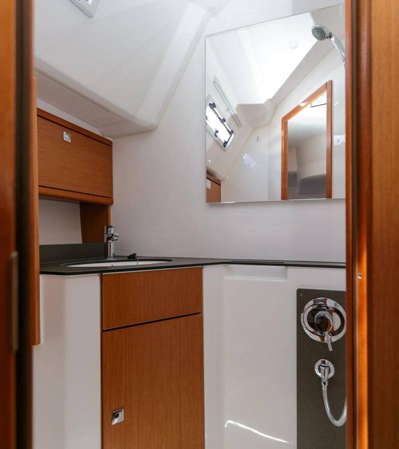 Bavaria Cruiser 46, Lučija | Yacht Charter Croatia