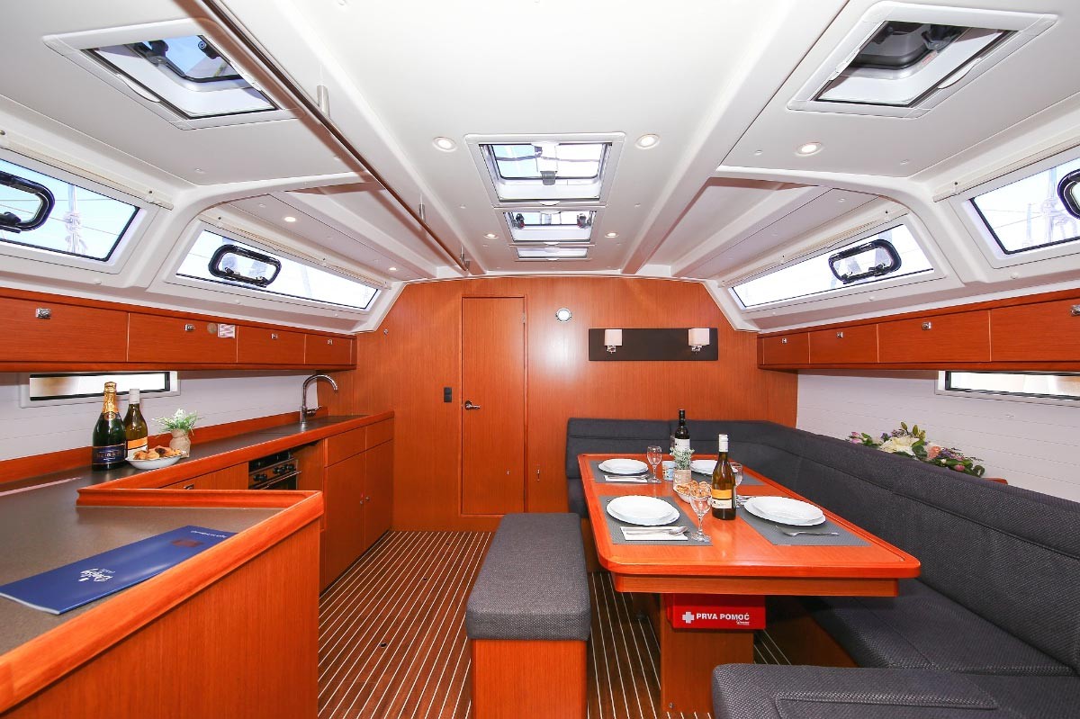 Bavaria Cruiser 46, Alexeja | Yachtcharter Kroatien