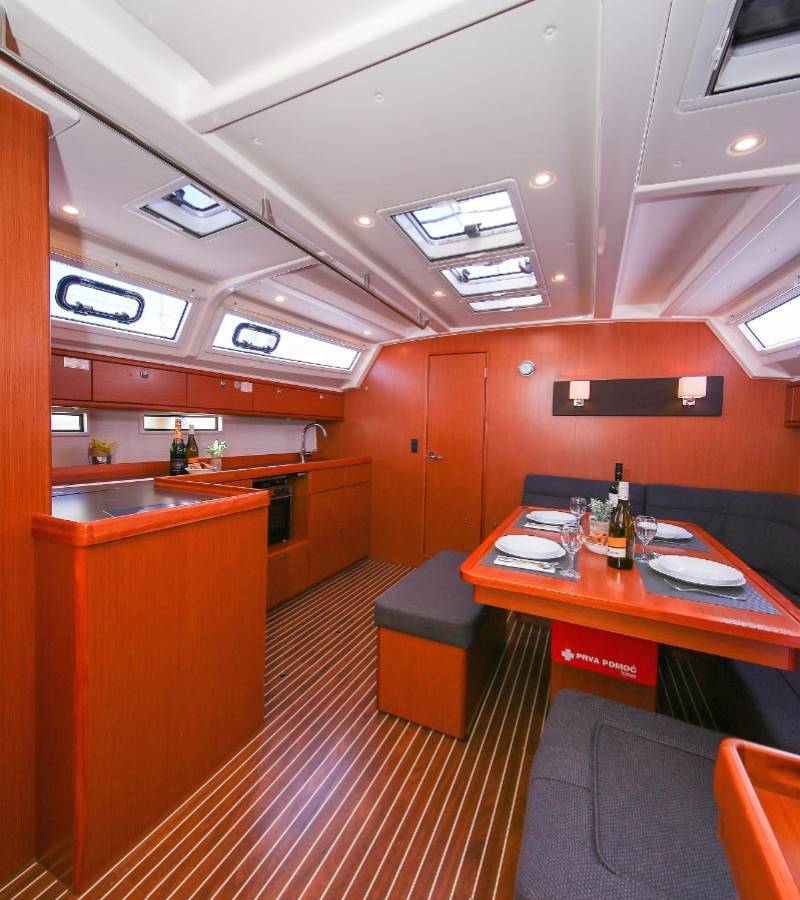 Bavaria Cruiser 46, Alexeja | Yachtcharter Kroatien