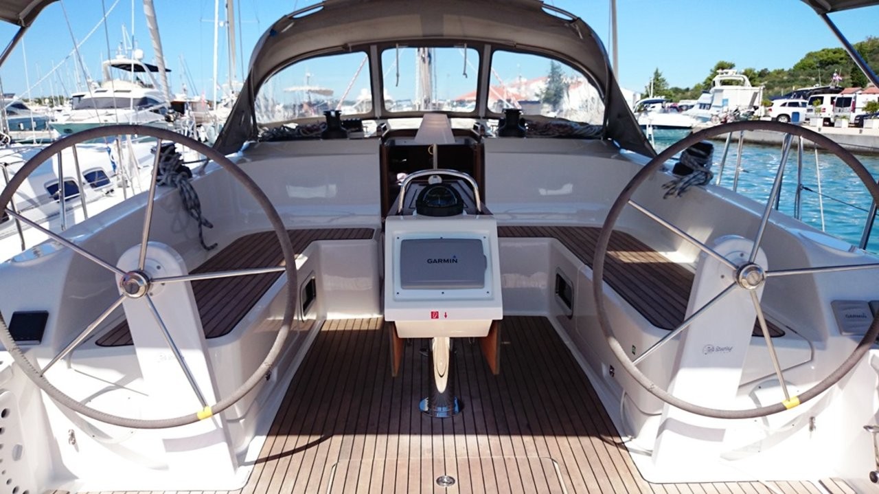 Bavaria Cruiser 46, MH 56 | Yacht Charter Croatia