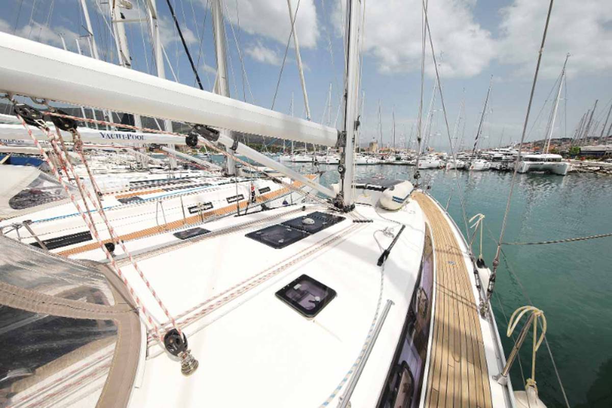 Bavaria Cruiser 46, Attalya 2 | Yacht Charter Croatia