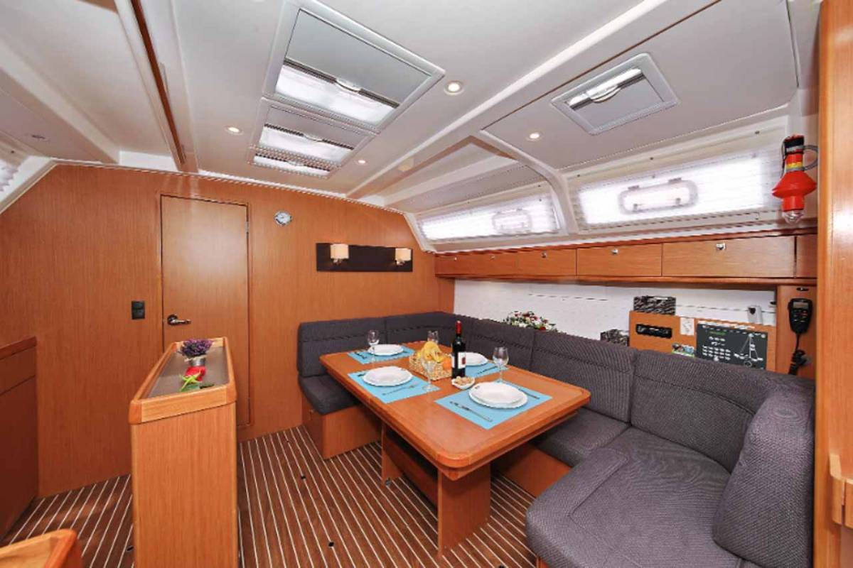 Bavaria Cruiser 46, Attalya 2 | Yacht Charter Croatia