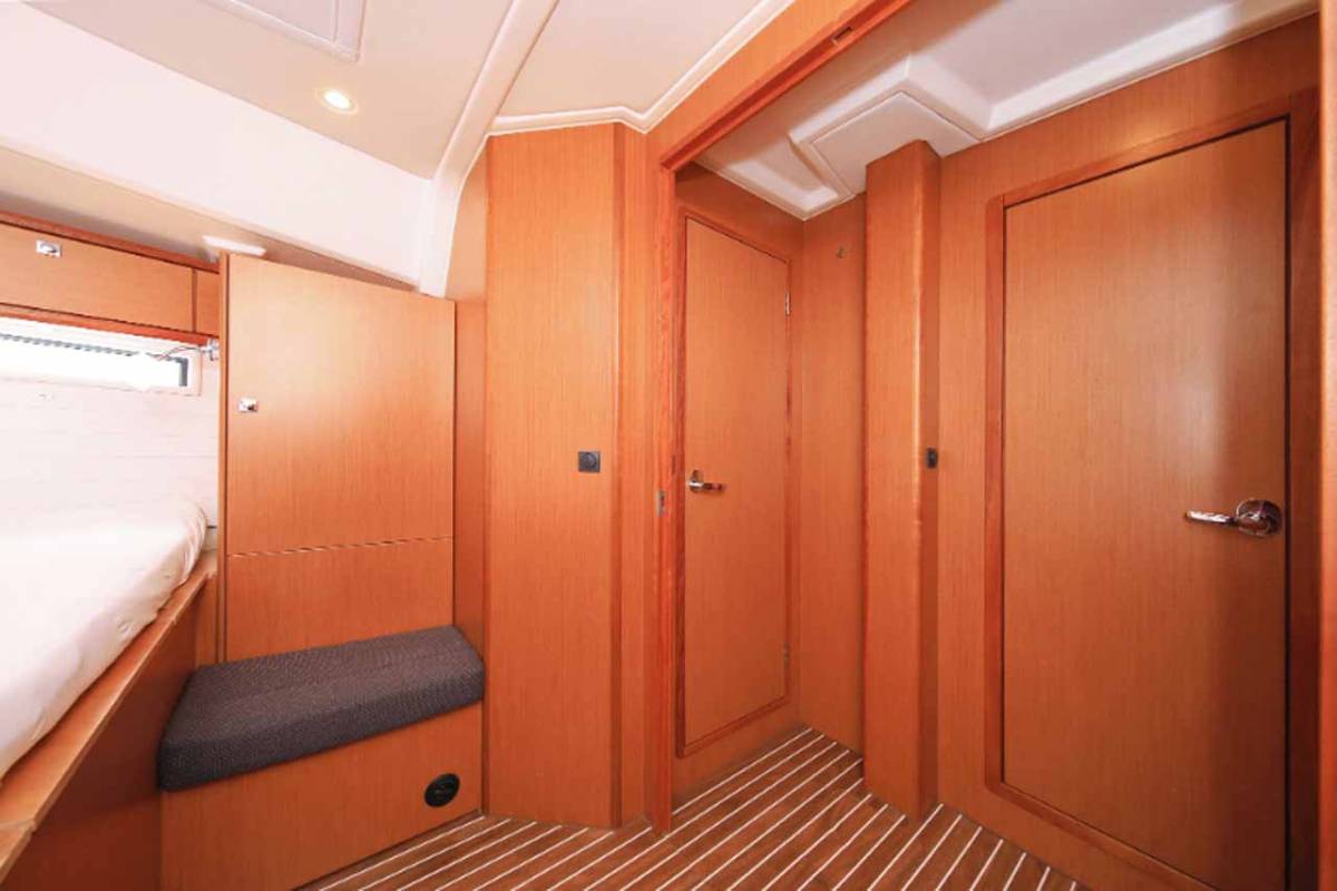Bavaria Cruiser 46, Attalya 2 | Yacht Charter Croatia